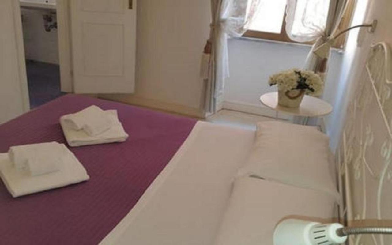 Apartamento de 65 m² con 2 habitación/es y 1 baño/s de uso privado, en Ciudad del Vaticano Roma Exterior foto