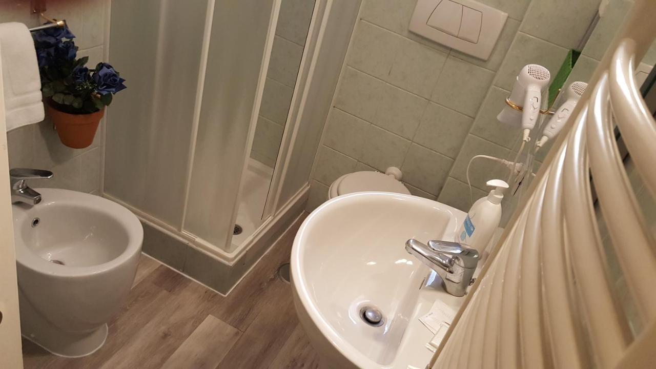 Apartamento de 65 m² con 2 habitación/es y 1 baño/s de uso privado, en Ciudad del Vaticano Roma Exterior foto